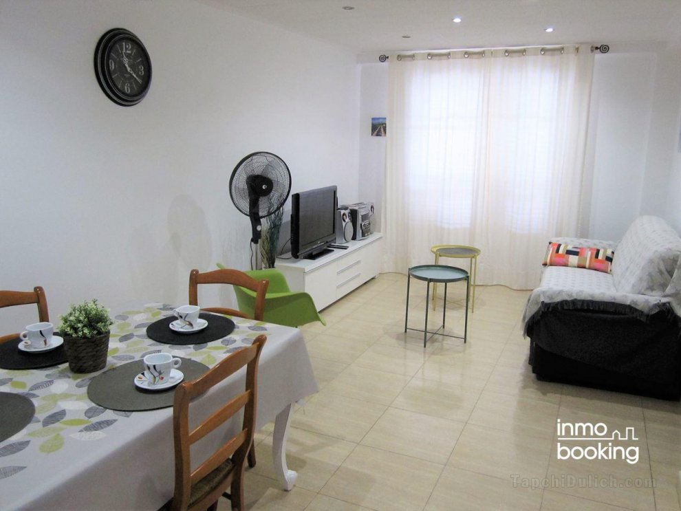 InmoBooking Reus Roser, central and renovated