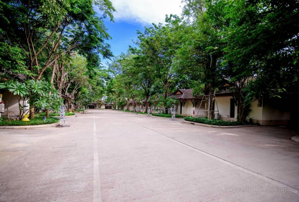 Bang Rak Resort